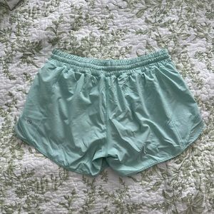 Lululemon Hotty Hot Short